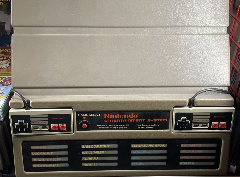 M8 Game Selectable Working Product Display
